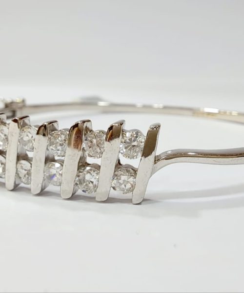 BANGLE SILVER/ CUBIC ZIRCONIA