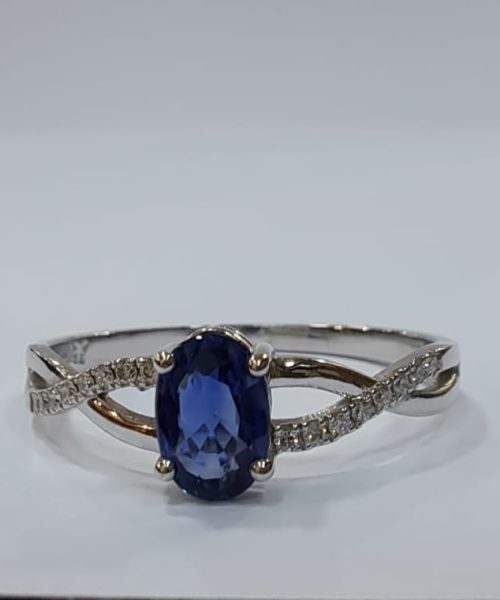 RING 18KT/ 0.16CT VSG/ 0.50CT SAPPHIRE