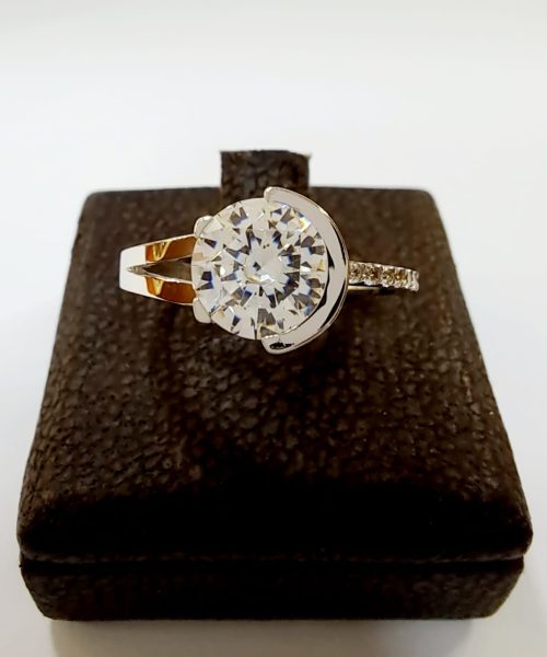 RING 9KT/ CUBIC ZIRCONIA