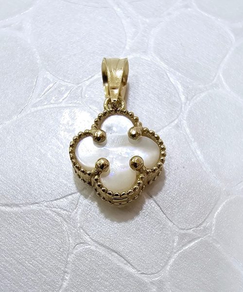 PENDANT 9KT/ CLOVER/ MOTHER OF PEARL