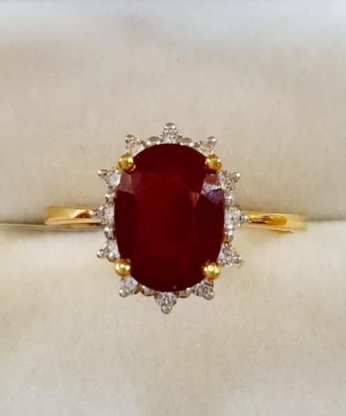 RING 18KT/0.14CT VSG/1.77CT RUBY