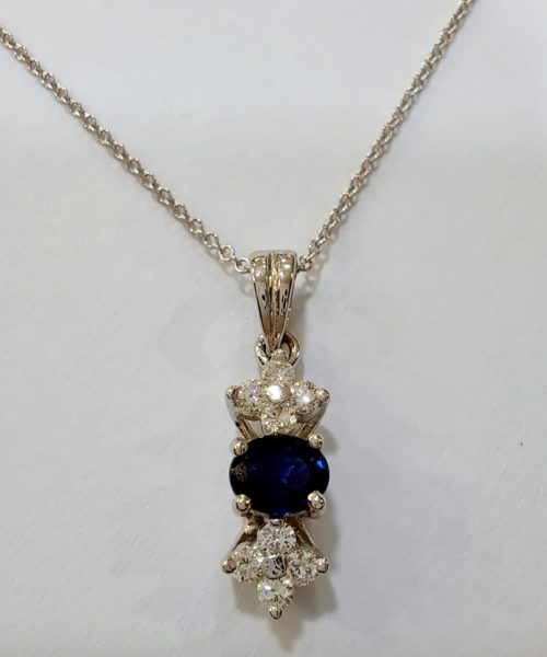 PENDANT 18KT/ 0.22CT VS1G/ 0.46CT SAPPHIRE