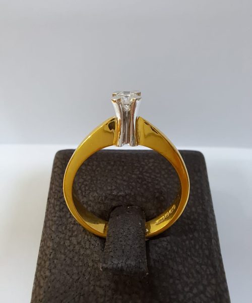 RING 18KT/0.17CT/VVSG