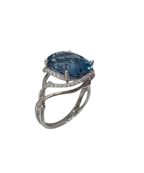 RING 18KT/ 0.21CT SI-VSG/ 7.82CT BLUE TOPAZ