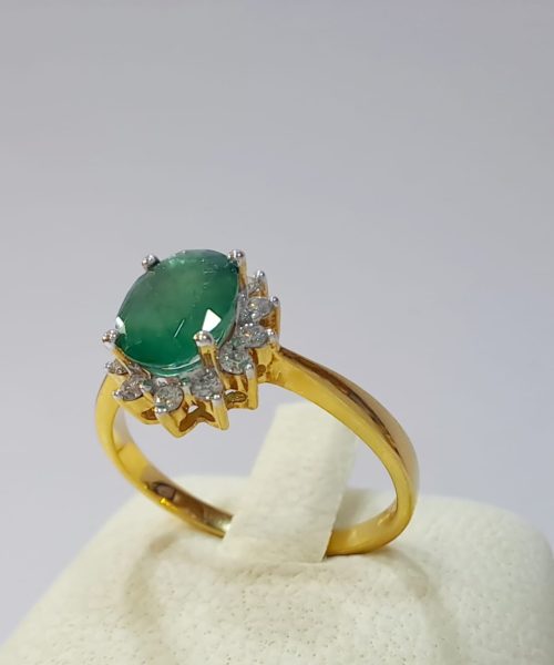 RING 18KT/ VSG 0.16CT/ 1.24CT EMERALD